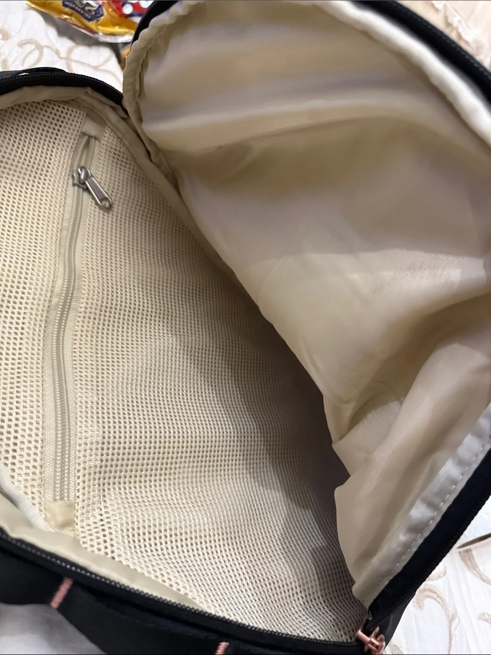 NWT The North Face Isabella Sling Bag Black Rose Gold